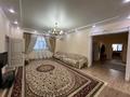 Отдельный дом • 8 комнат • 210 м² • 10 сот., Альфараби 168-к — Алшынбаева за 45 млн 〒 в 