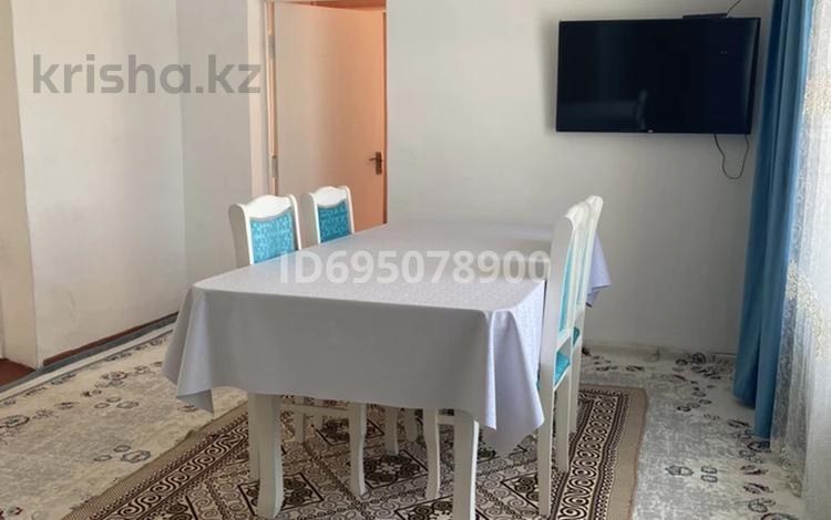Отдельный дом · 3 комнаты · 70 м² · 8 сот., Кирова новостройка Кулан за 20 млн 〒 в Таразе — фото 2
