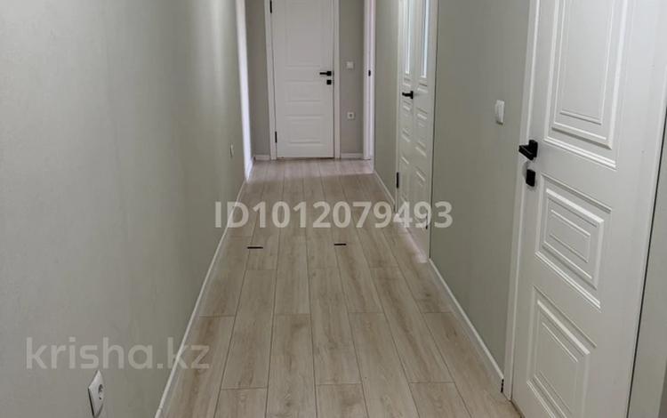 3-бөлмелі пәтер · 70 м² · 3/5 қабат, мкр Бозарык 688/13, бағасы: 29 млн ₸ в Шымкенте, Абайский р-н — фото 2