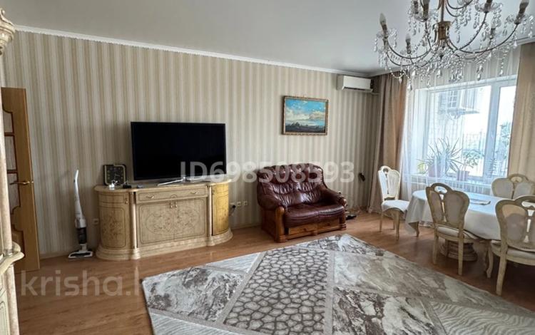 3-бөлмелі пәтер · 107 м² · 3/10 қабат, мкр 12 16Г, бағасы: 37 млн ₸ в Актобе — фото 2