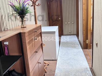 3-бөлмелі пәтер · 65 м² · 8/9 қабат, Жамакаева 77 — Цгб, бағасы: 36 млн ₸ в Семее