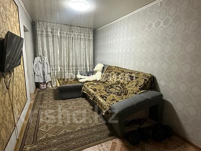 2-комнатная квартира · 42 м² · 1/5 этаж, 343 квартал 2 за 13.5 млн 〒 в Семее, Красный Кордон