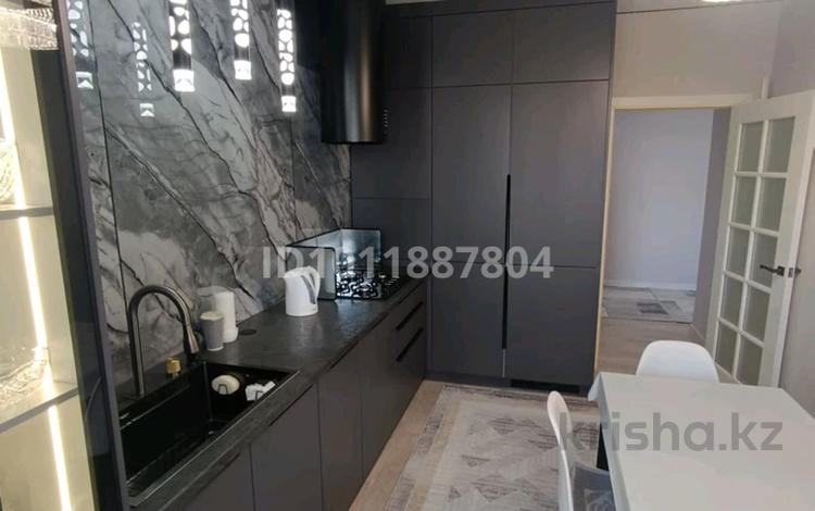 2-бөлмелі пәтер · 63 м² · 8/8 қабат, Мкр. Сарыарка 3/1, бағасы: 32 млн ₸ в Кокшетау — фото 2