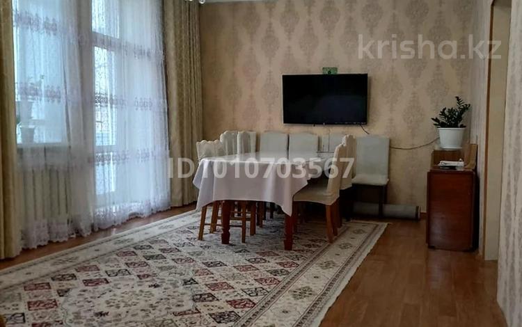 3-бөлмелі пәтер · 67 м² · 2/2 қабат, Жанасова — Наурыз Парк, бағасы: 18 млн ₸ в Жезказгане — фото 2