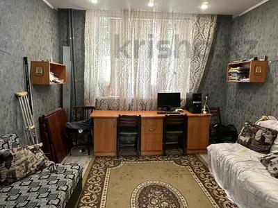 3-комнатная квартира, 66 м², 1/2 этаж, Турмаганбетова за ~ 8.3 млн 〒 в Темиртау