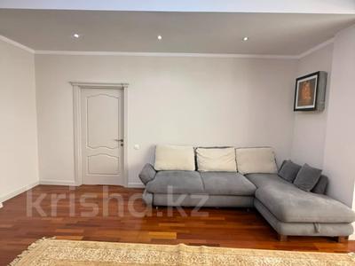 2-комнатная квартира · 70 м² · 5/10 этаж, Досмухамедова за 69 млн ₸ в Алматы, Алмалинский р-н