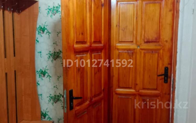 1-бөлмелі пәтер · 33.3 м² · 2/5 қабат, Локомотивная 25, бағасы: 9 млн ₸ в Новоишимском — фото 2
