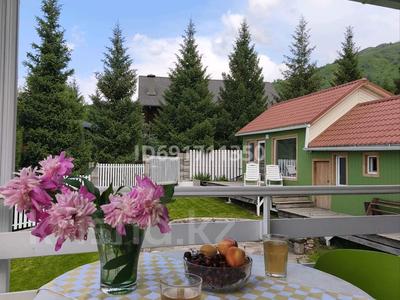 Дом · 6 комнат · 220 м², Толеби 38 — Табаган за 180 000 〒 в 