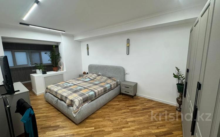 3-бөлмелі пәтер · 105.5 м² · 5/9 қабат, Жибек Жолы — Панфилова, бағасы: 90 млн ₸ в Алматы, Алмалинский р-н — фото 4