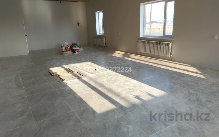 Свободное назначение · 100 м² за 400 000 ₸ в Астане, Нура р-н — фото 3