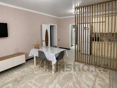 2-бөлмелі пәтер · 87.7 м² · 10/10 қабат, Алтын орда ш/а., Алии Молдагуловой, бағасы: 28.5 млн ₸ в Актобе, мкр. Алтын орда