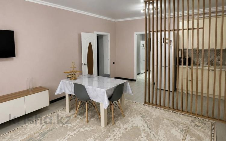 2-бөлмелі пәтер · 87.7 м² · 10/10 қабат, Алтын орда ш/а., Алии Молдагуловой, бағасы: 28.5 млн ₸ в Актобе, мкр. Алтын орда — фото 2