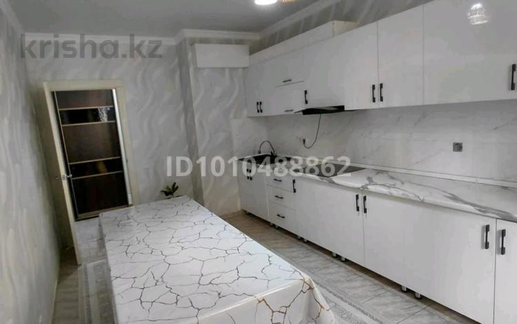 1-бөлмелі пәтер · 47 м² · 1/12 қабат, Дарабоз 65, бағасы: 200 000 ₸ в Алматы, Алатауский р-н — фото 2
