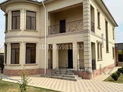 Отдельный дом · 6 комнат · 300 м² · 10 сот., Балуан Шолақ 66А — Возле детского сада за 97 млн 〒 в Аксукенте