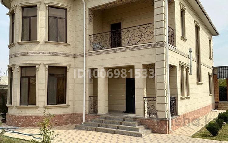 Отдельный дом · 6 комнат · 300 м² · 10 сот., Балуан Шолақ 66А — Возле детского сада за 97 млн 〒 в Аксукенте — фото 2