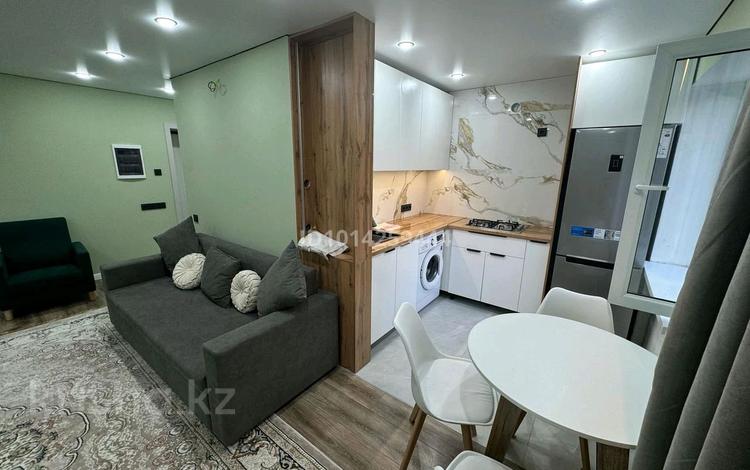 2-бөлмелі пәтер · 48 м² · 2/3 қабат, Толе би 66, бағасы: 12 000 ₸ в Кентау — фото 2