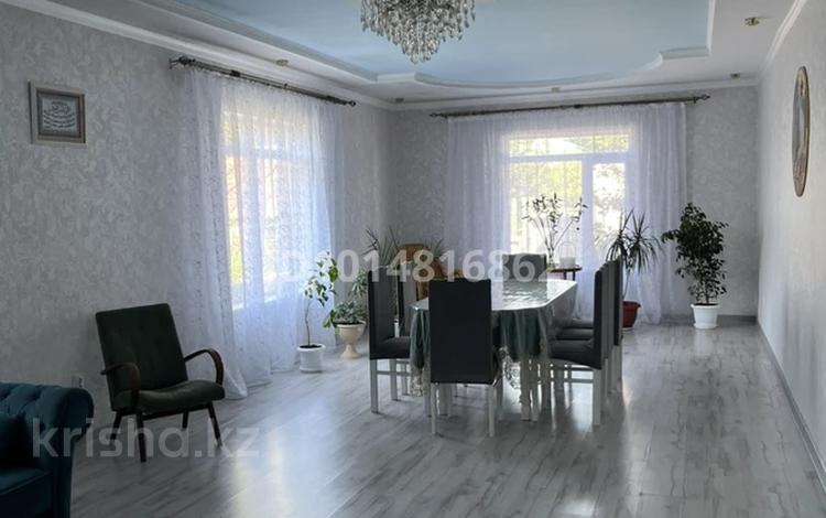 Отдельный дом · 4 комнаты · 180 м² · 10 сот., Куанышева — Район детской больницы за 56 млн ₸ в Кокшетау — фото 2