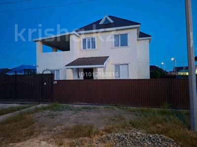 Жеке үй · 5 бөлме · 245 м² · 9 сот., мкр Самал, Мкр. Самал, бағасы: 78 млн ₸ в Атырау
