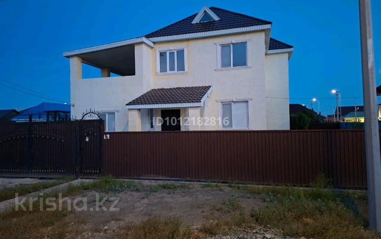 Отдельный дом · 5 комнат · 245 м² · 9 сот., мкр Самал за 78 млн ₸ в Атырау — фото 2