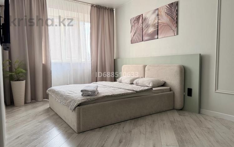 1-комнатная квартира · 42 м² · 1/9 этаж, Исы Байзакова 133 — Квазар, Мечеть, Артур за 13 000 〒 в Павлодаре — фото 65