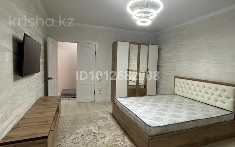 1-комнатная квартира · 40 м² · 3/9 этаж, Толеметова 13а за 180 000 ₸ в Шымкенте, Абайский р-н — фото 2