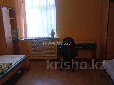 4-бөлмелі пәтер · 150 м² · 2/5 қабат, Сарайшик 79/2 — Центрального.Рынкп, бағасы: 450 000 〒 в Уральске, мкр Школьник