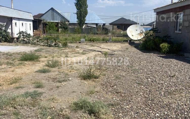 Жеке үй · 3 бөлме · 49 м² · 10 жүзд., Момышулы 22 — Казына магазин, бағасы: 15 млн ₸ в Шу — фото 2