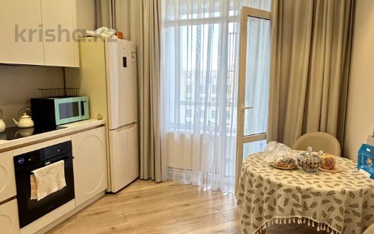 2-комнатная квартира · 40 м² · 10/12 этаж, Жумекен Нажимеденов 28 за 33 млн ₸ в Астане, Сарайшык р-н — фото 18