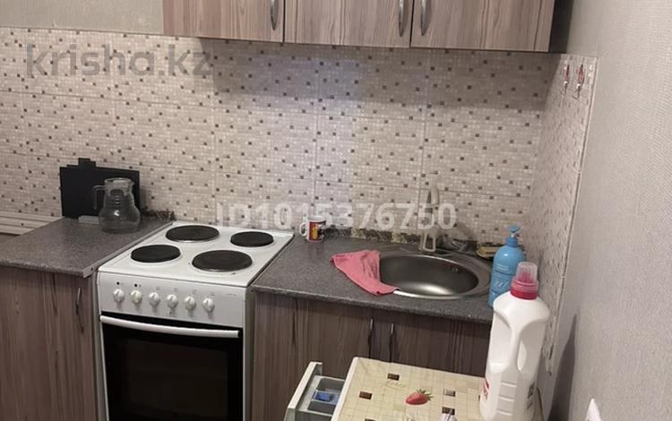 1-бөлмелі пәтер · 38 м² · 3/5 қабат, Алашахана 13, бағасы: 10 000 ₸ в Жезказгане — фото 2