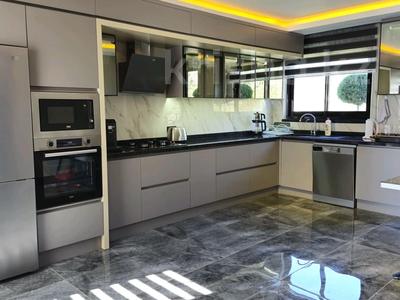 Отдельный дом · 7 комнат · 590 м² · 4 сот., Оба 77 за ~ 317.4 млн 〒 в Аланье