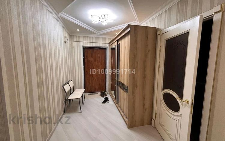 2-комнатная квартира · 76 м² · 1/5 этаж, мкр Байтерек 11 за 150 000 〒 в Таразе — фото 2