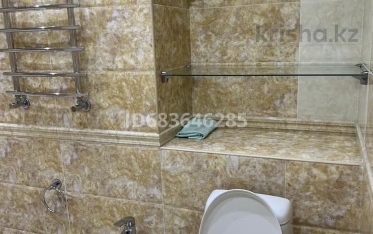 2-комнатная квартира · 84.4 м² · 8/21 этаж, Аль-Фараби 21 за 98 млн ₸ в Алматы, Бостандыкский р-н — фото 2