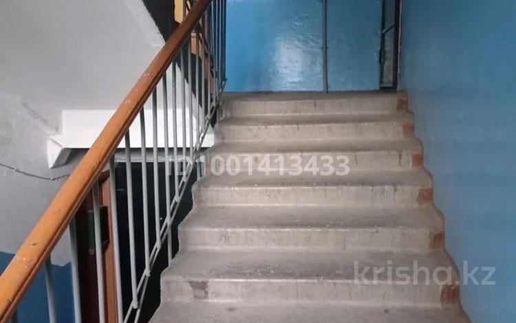 4-бөлмелі пәтер · 61 м² · 2/5 қабат, мкр Айгуль, бағасы: 120 000 ₸ в Уральске — фото 3