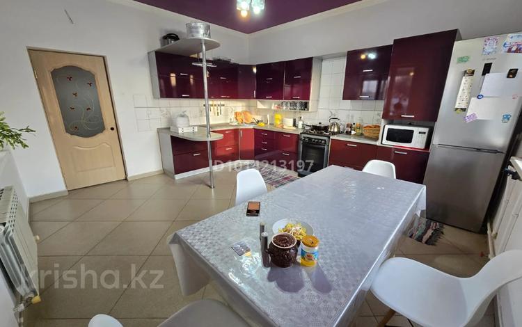 4-бөлмелі пәтер · 170 м², СМП 163 ш/а., Саттар Имашев 1Б, бағасы: 30 млн ₸ в Атырау, мкр СМП 163 — фото 7