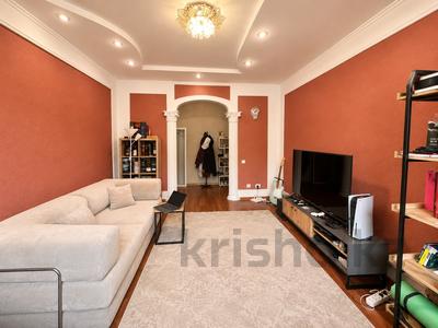 2-комнатная квартира · 50.2 м² · 4/4 этаж, Абая — Тулебаева за 63 млн ₸ в Алматы, Медеуский р-н