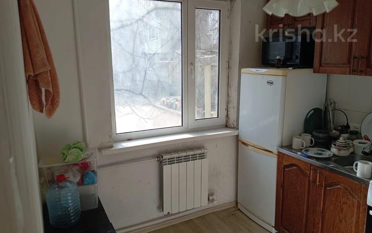 2-бөлмелі пәтер, 45 м², 1/5 қабат ай сайын, Орлова 105/2, бағасы: 110 000 〒 в Караганде, Казыбек би р-н — фото 2