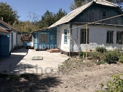 Жеке үй · 3 бөлме · 57 м² · 10 жүзд., Есенберлина 38 — Магазин родина, бағасы: 5.5 млн ₸ в Текели