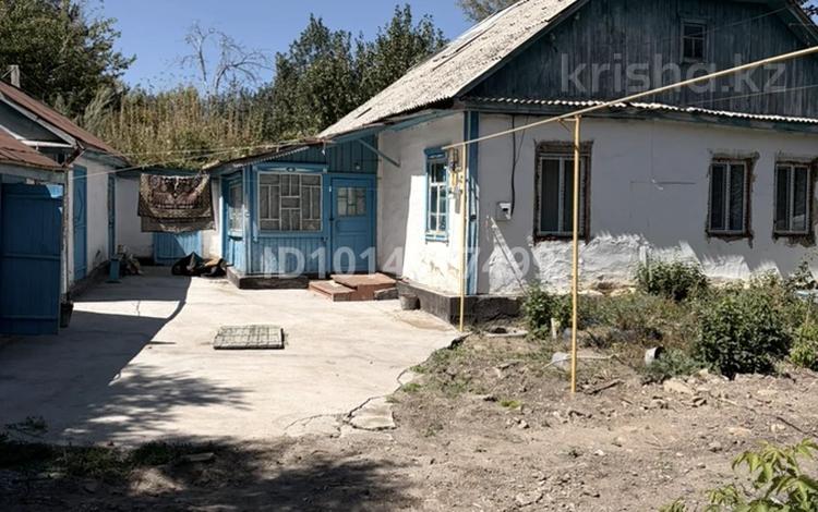 Жеке үй · 3 бөлме · 57 м² · 10 жүзд., Есенберлина 38 — Магазин родина, бағасы: 5.5 млн ₸ в Текели — фото 2