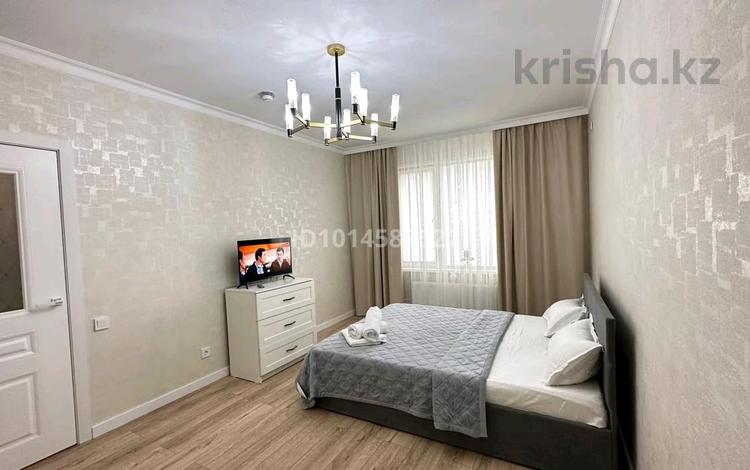 1-бөлмелі пәтер · 37 м² · 1/9 қабат, Абикена Бектурова 11, бағасы: 2 000 ₸ в Астане, Нура р-н — фото 2