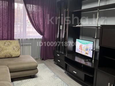 2-бөлмелі пәтер · 35 м² · 1/5 қабат, мкр Карасу, Каратау ,2 микрорайон 16, бағасы: 10 000 〒 в Таразе