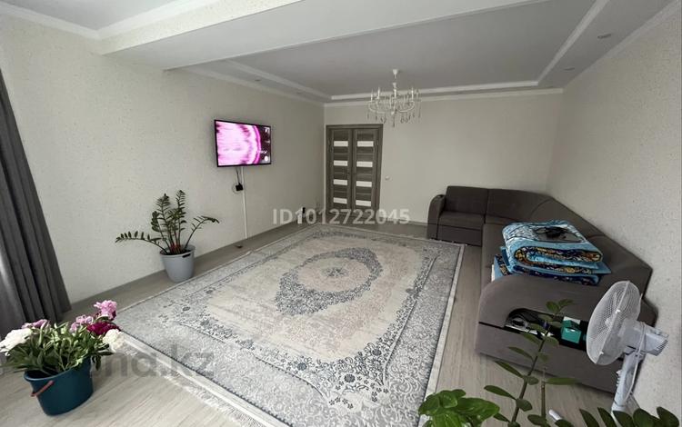 1-бөлмелі пәтер · 61.3 м² · 3/5 қабат, мкр. Алтын орда, Алтын Орда 9/5 к2, бағасы: 26.5 млн ₸ в Актобе — фото 2