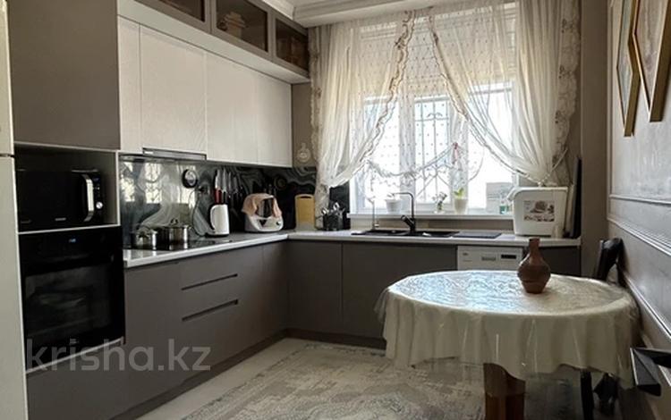 3-бөлмелі пәтер · 105 м² · 9/15 қабат, 17-й мкр 46/1, бағасы: 43.5 млн ₸ в Актау — фото 2