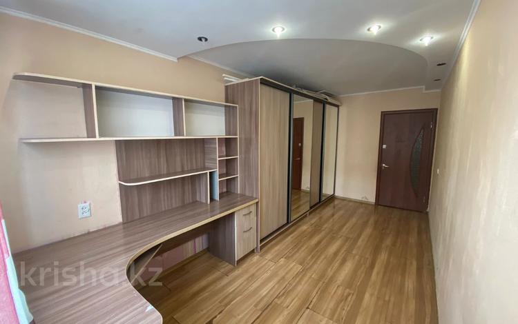 4-комнатная квартира, 92 м², 4/5 этаж, Брусиловского 5 за 27.5 млн 〒 в Петропавловске — фото 14