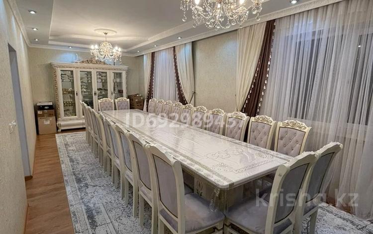 Отдельный дом • 8 комнат • 160 м² • 28 сот., Токтар аубакиров 37 за 35 млн 〒 в Айша-Биби — фото 2