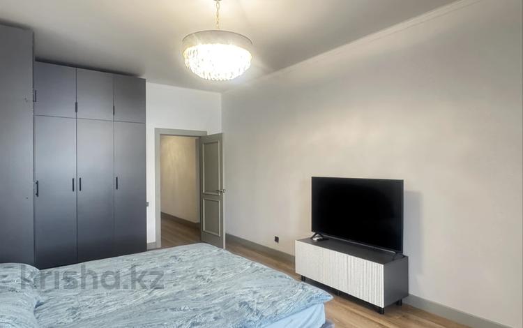 2-комнатная квартира · 95 м² · 12/14 этаж, Мкр. Самал-3 15 за 580 000 ₸ в Алматы, Медеуский р-н — фото 6