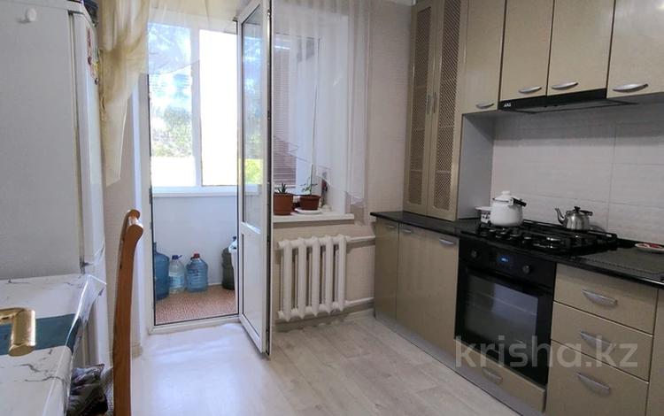 4-комнатная квартира · 90 м² · 4/5 этаж, мкр 4 — 24школа за 27.8 млн ₸ в Уральске — фото 9