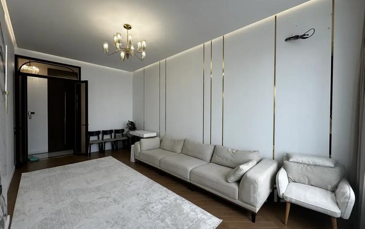 2-комнатная квартира · 72 м² · 8/16 этаж, Егизбаева — Каныша Сатпаева за 350 000 ₸ в Алматы, Бостандыкский р-н — фото 8