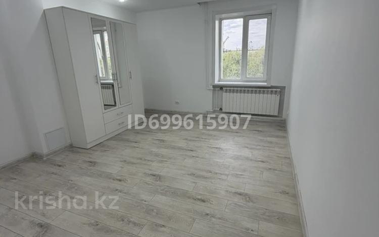 3-бөлмелі пәтер · 150 м² · 4/10 қабат, 1 ш/а, Молдагулова 11Г, бағасы: 300 000 ₸ в Актобе, мкр 5 — фото 2