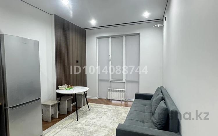 2-комнатная квартира · 45 м² · 6/9 этаж, мкр Шымсити 55 за 160 000 ₸ в Шымкенте, Абайский р-н — фото 2