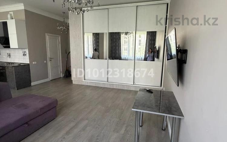 1-бөлмелі пәтер · 41 м² · 2/6 қабат, просп. Кабанбай батыра 58А, бағасы: 35 млн ₸ в Астане, Есильский р-н — фото 2